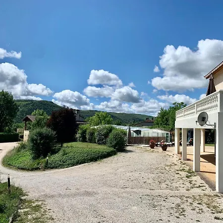 Apartamento Rez De Piscine, 10 Personnes - Rêve De Papillon Et à L'étage, 5 Personnes - Nid D'étoiles, Il S'agit Bien De Deux Individuels Qui Sont Reliés Par Un Escalier Interne, Permet A Grande Famille De Louer Les Deux Saint-Géry
