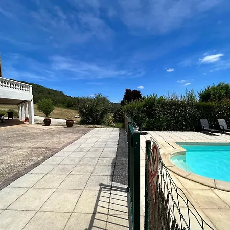 Rez De Piscine, 10 Personnes - Rêve De Papillon Et à L'étage, 5 Personnes - Nid D'étoiles, Il S'agit Bien De Deux Individuels Qui Sont Reliés Par Un Escalier Interne, Permet A Grande Famille De Louer Les Deux Apartamento Saint-Géry