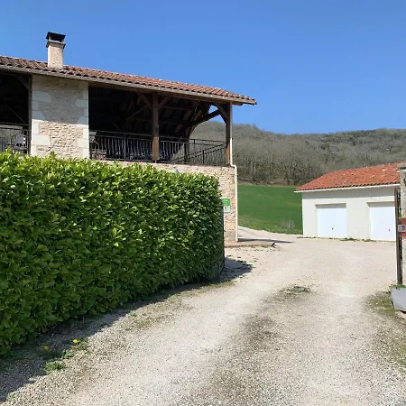 Rez De Piscine, 10 Personnes - Reve De Papillon Et A L'etage, 5 Personnes - Nid D'etoiles, Il S'agit Bien De Deux Individuels Qui Sont Relies Par Un Escalier Interne, Permet A Grande Famille De Louer Les Deux Апартаменты Saint-Gery (Lot)