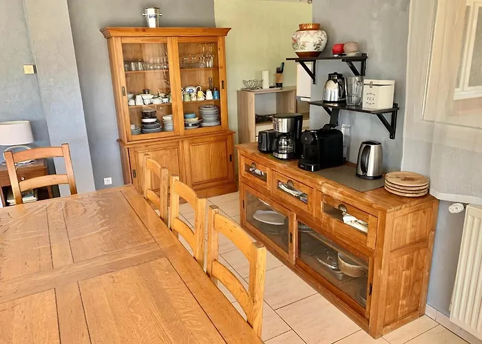 아파트 Rez De Piscine, 10 Personnes - Reve De Papillon Et A L'etage, 5 Personnes - Nid D'etoiles, Il S'agit Bien De Deux Individuels Qui Sont Relies Par Un Escalier Interne, Permet A Grande Famille De Louer Les Deux Saint-Géry